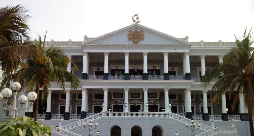 a large white building with columns